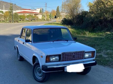 LADA (VAZ) 2107