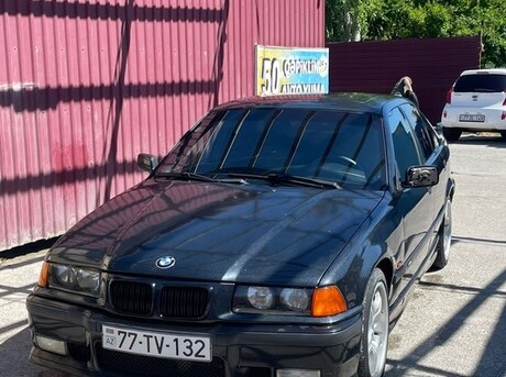 BMW 318