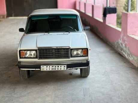 LADA (VAZ) 2107