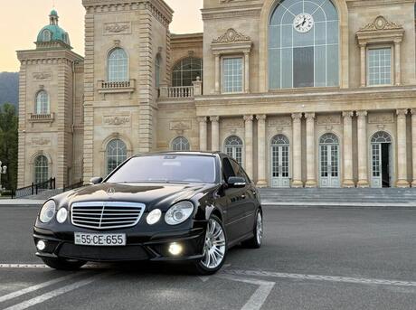 Mercedes E 240