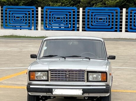 LADA (VAZ) 2107