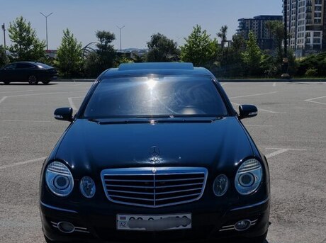 Mercedes E 220