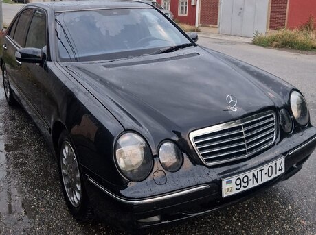 Mercedes E 270
