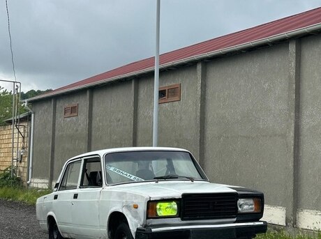 LADA (VAZ) 2107