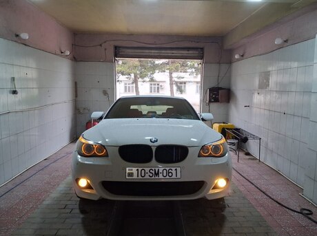 BMW 525