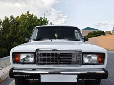 LADA (VAZ) 2107