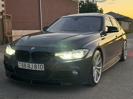 BMW 330
