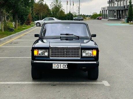 LADA (VAZ) 2107