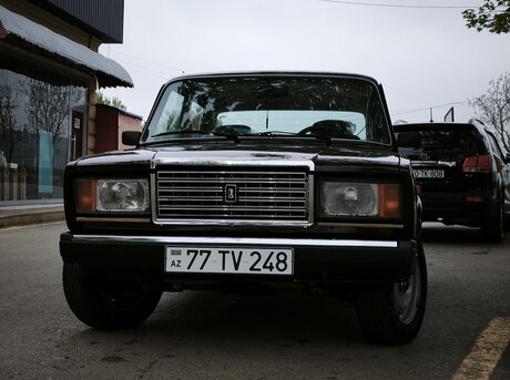LADA (VAZ) 2107
