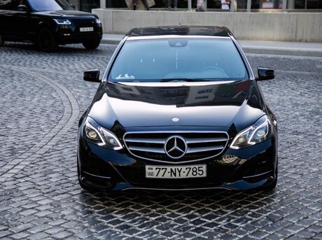 Mercedes E 220