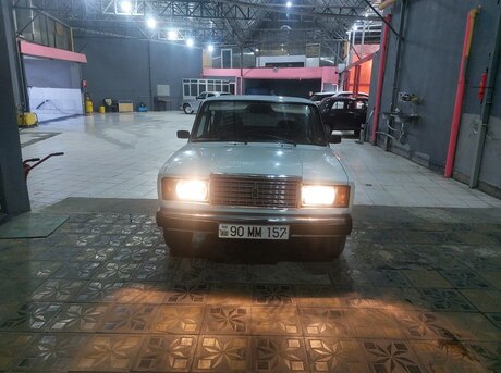 LADA (VAZ) 2107