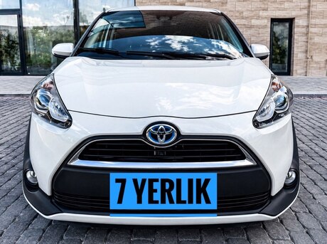 Toyota Sienta