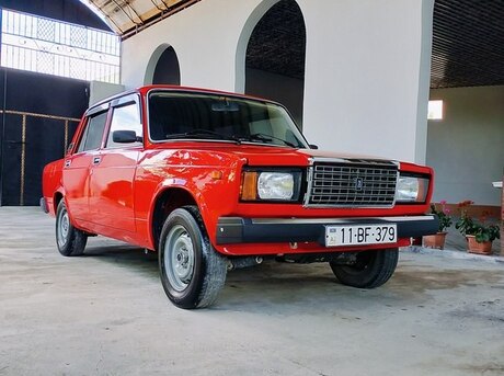 LADA (VAZ) 2107
