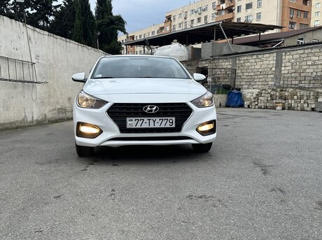 Hyundai Accent