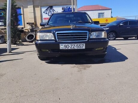 Mercedes C 230