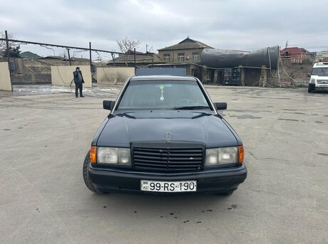 Mercedes 190