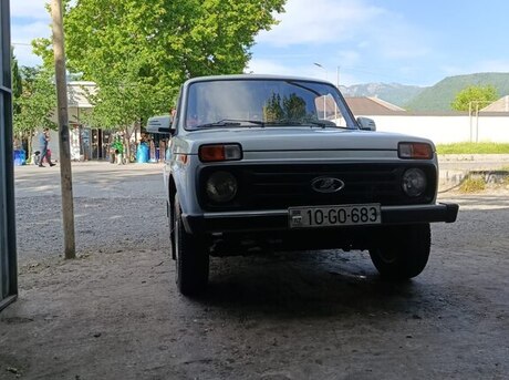 LADA (VAZ) Niva