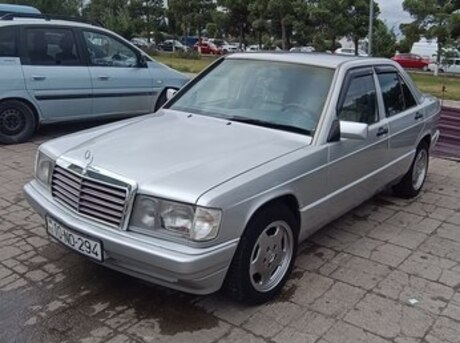 Mercedes 190
