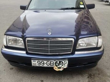 Mercedes C 220