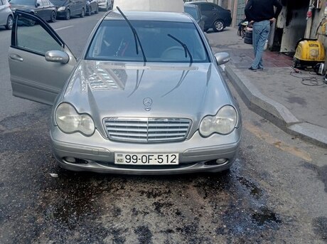 Mercedes C 220