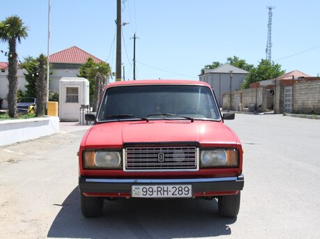 LADA (VAZ) 2107
