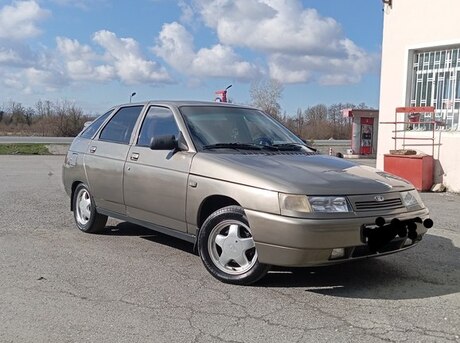 LADA (VAZ) 2112