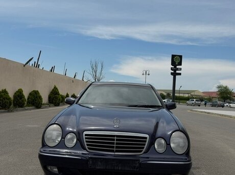 Mercedes E 270