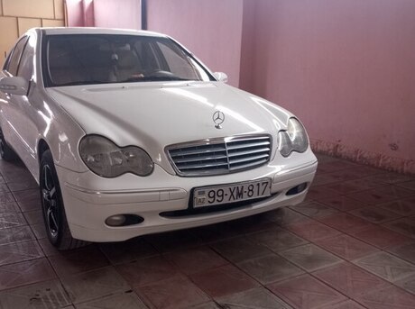Mercedes C 240