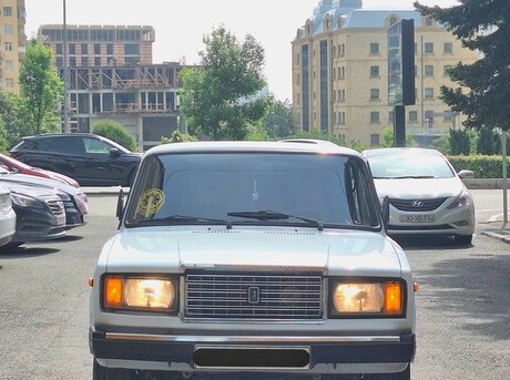 LADA (VAZ) 2107