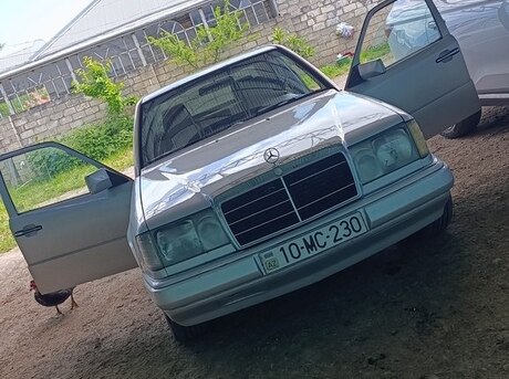 Mercedes E 250