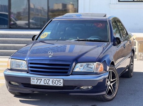 Mercedes C 240