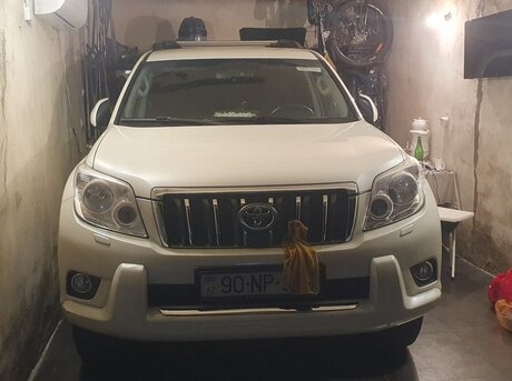 Toyota Land Cruiser Prado