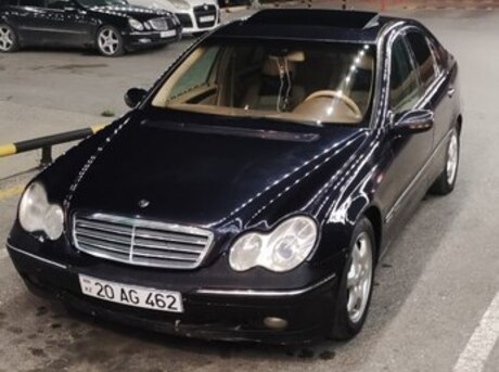 Mercedes C 240
