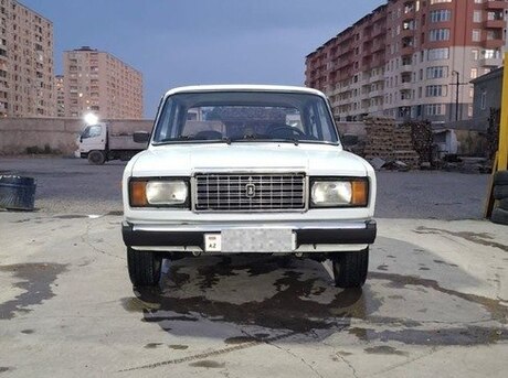 LADA (VAZ) 2107