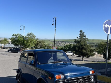 LADA (VAZ) Niva