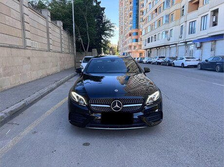 Mercedes E 300