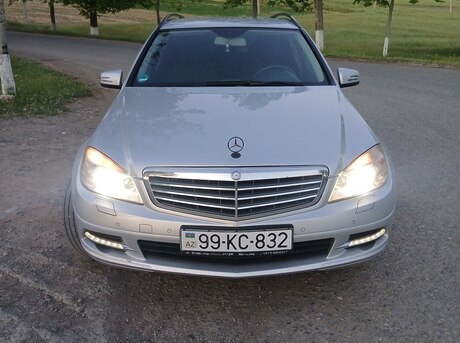 Mercedes C 220