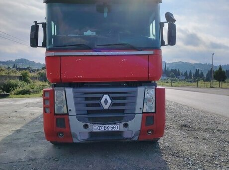 Renault Magnum
