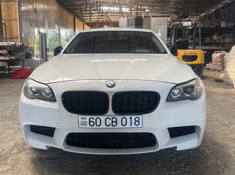 BMW 528