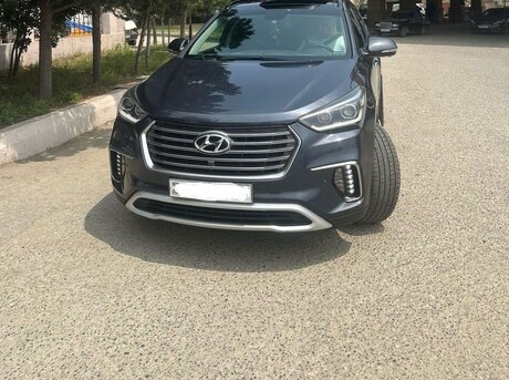 Hyundai Grand Santa Fe