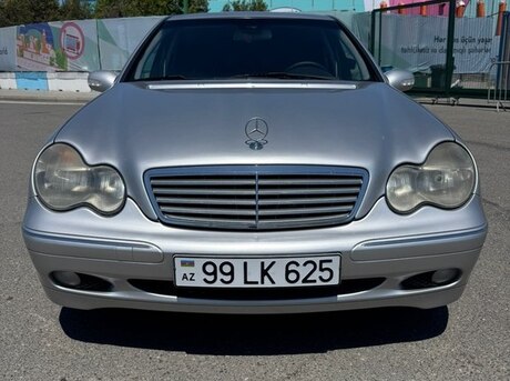 Mercedes C 240