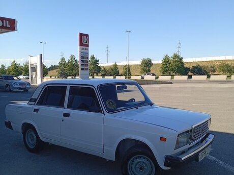LADA (VAZ) 2107