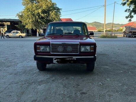 LADA (VAZ) 2107