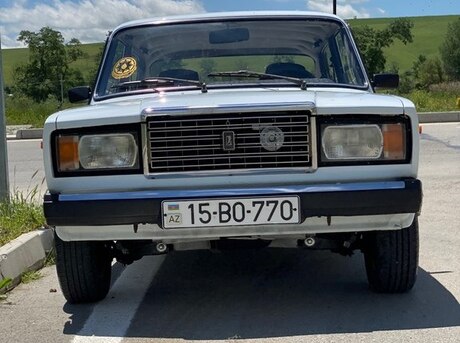 LADA (VAZ) 2107