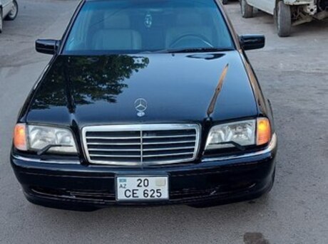 Mercedes C 280