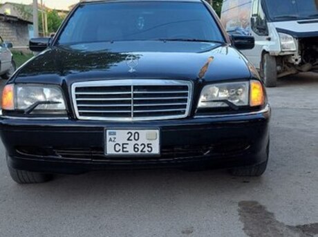 Mercedes C 280