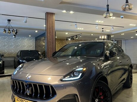 Maserati Grecale Modena