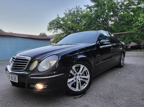 Mercedes E 320