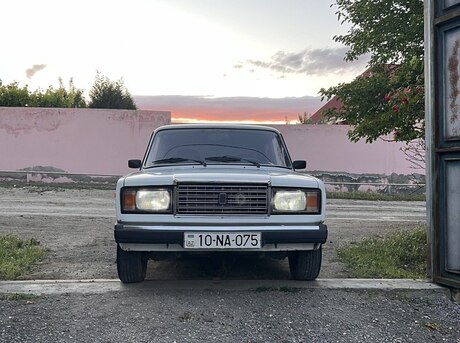 LADA (VAZ) 2107
