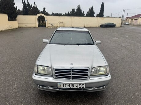 Mercedes C 220